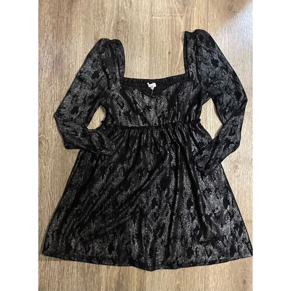 Coco + Jaimeson Versona Silver and Black Mini Dress Long Puffy Sleeve New Medium - Picture 1 of 7
